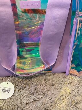 CASE-MATE Lavender Tote with Iridescent Holographic Panel
